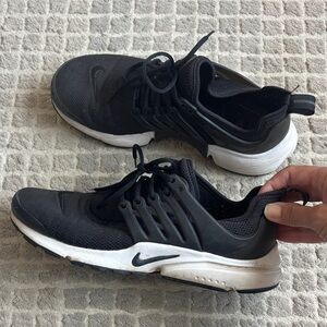 Nike Black and White Sneakers